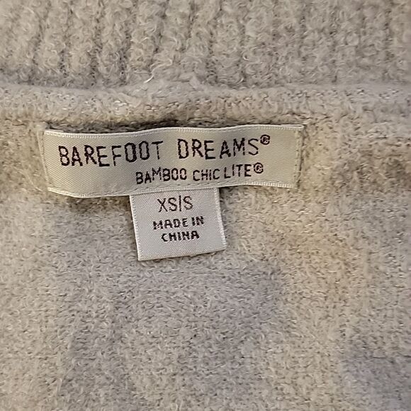 Barefoot Dreams Bamboo Cardigan - Picture 7 of 8